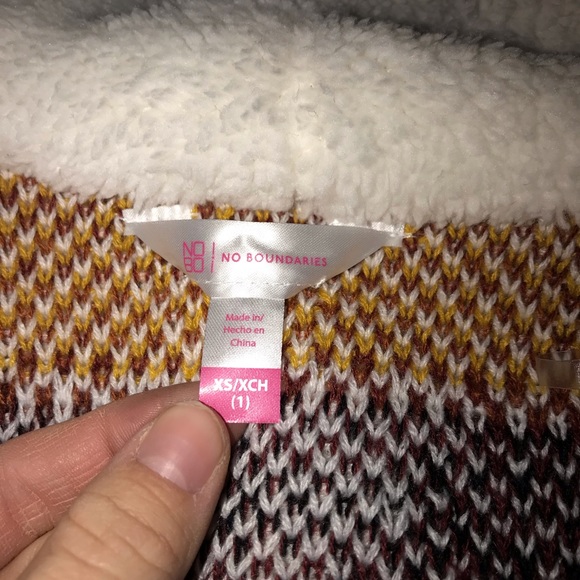 Aztec Cardigan - Picture 3 of 3